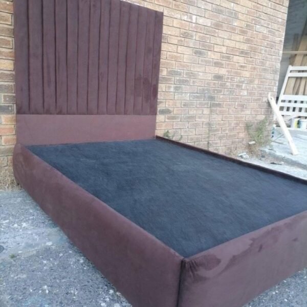 Upholstered bed