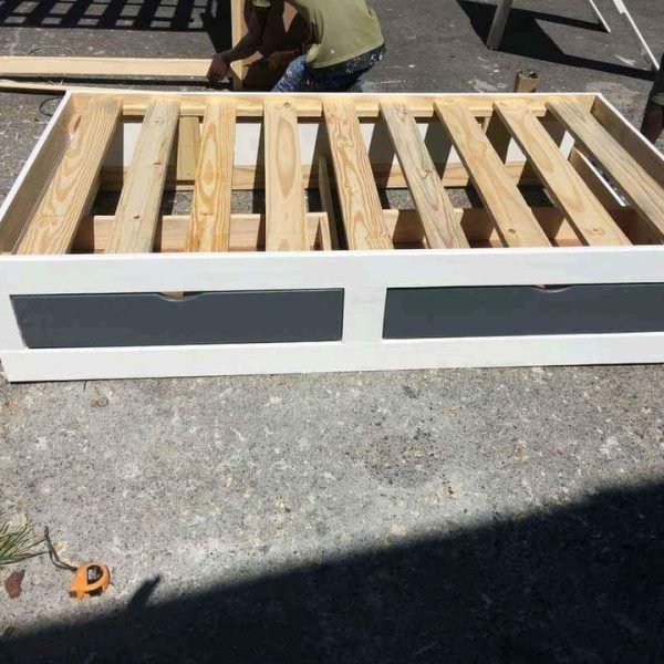 base bed with storage drawers