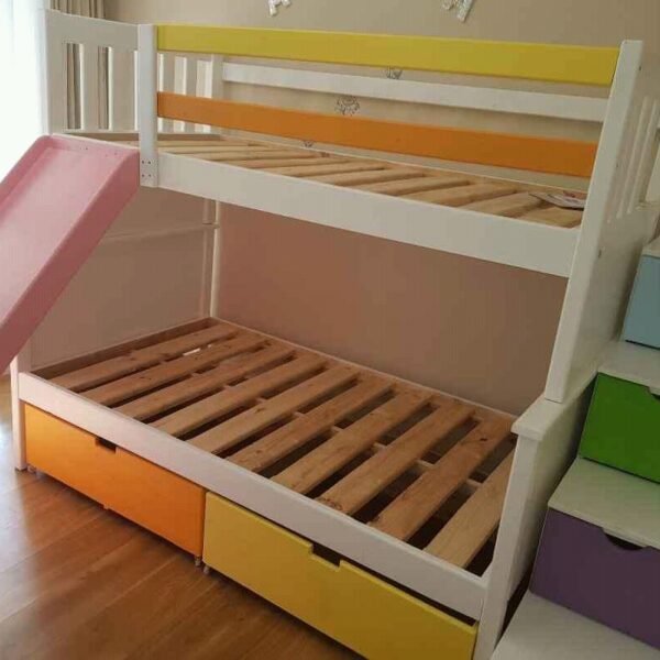 Tribunk with Slide for the kids