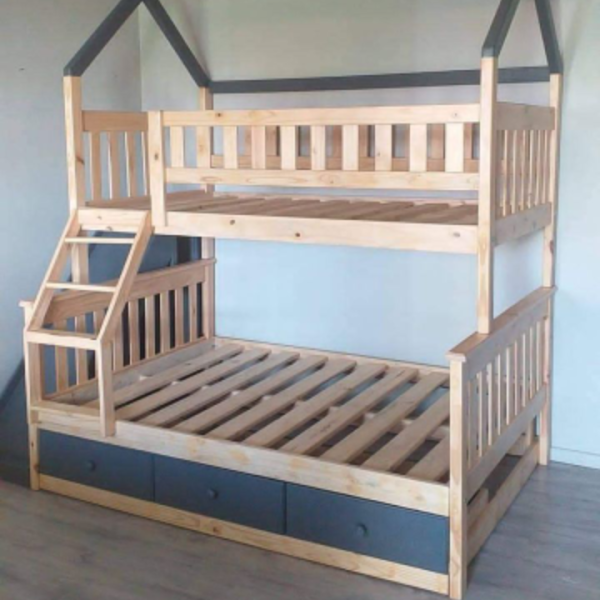 House Tribunk Bed with Drawers